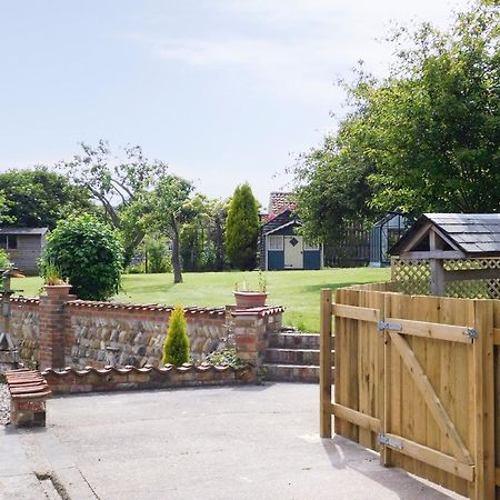 West End Farmhouse Barmston Esterno foto